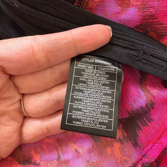 Steve Madden Pink Floral Blouse Medium NWT - Picture 6 of 8